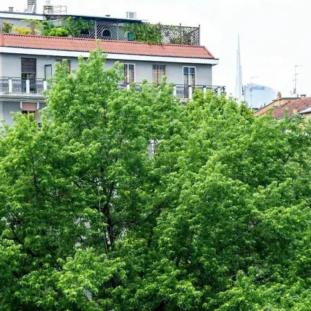 Bacone Liberty Vittoria By Halldis * Milan