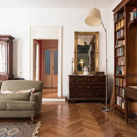 Apartment Sophisticated Near Duomo *