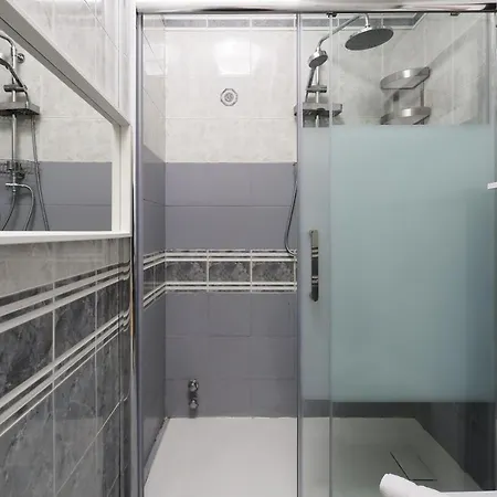 Primopiano - Via Pavia Appartement *