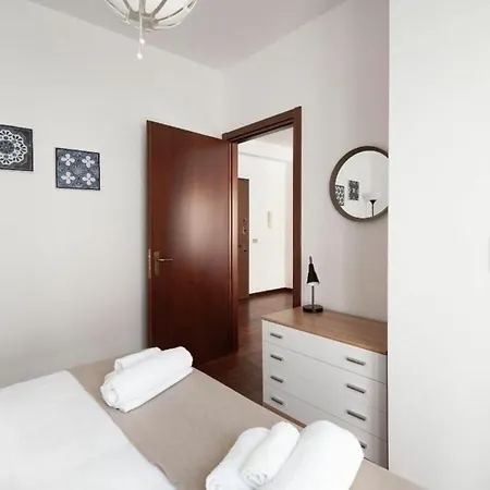 Apartamento Poggibonsi By Halldis Milán