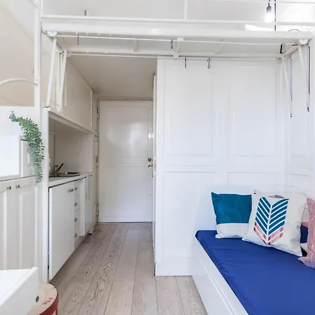 Apartment Joivy Lovely For 2 With Balcony Near Duomo *