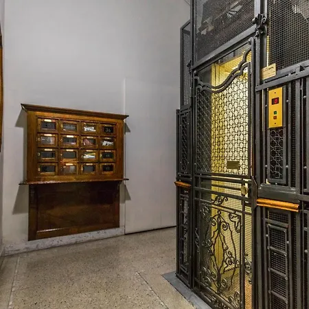 Joivy Lovely For 2 With Balcony Near Duomo Milan