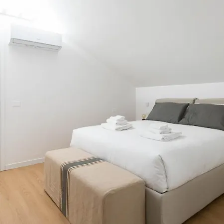 Italianway - Ripa Ticinese 17 B * Milan
