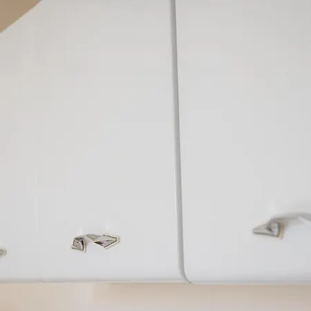 Bench Apartment