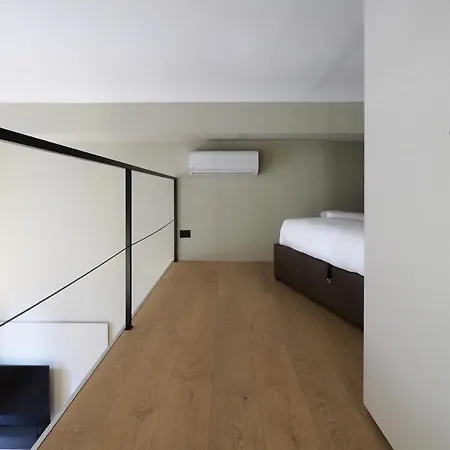 Premium Two-Level Studio Caiazzo Stazione Centrale Apartman