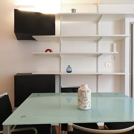 Mila Alessi Apartamento Milán