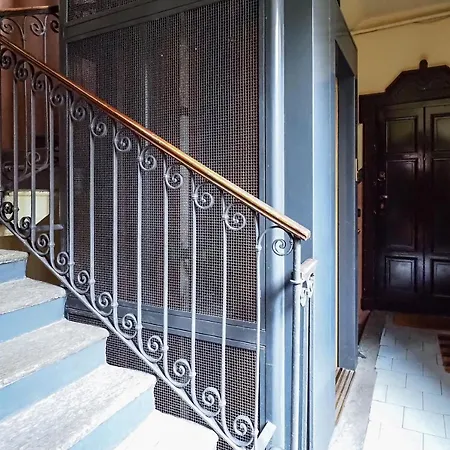 Mila Alessi * Милан