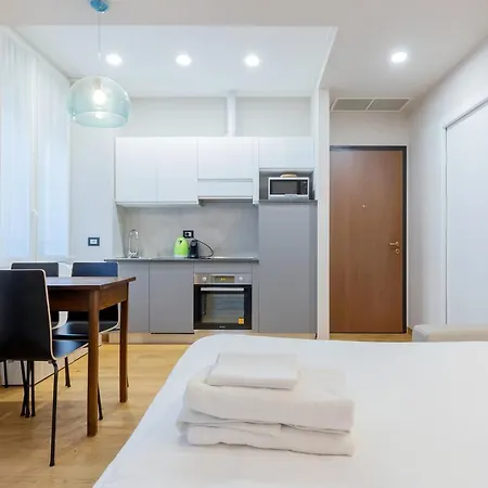 Retreats Cadorna Duomo Appartement