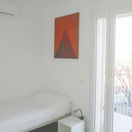 Daire Bnbutler - Govone - Ampio E Luminoso Con Terrazza *