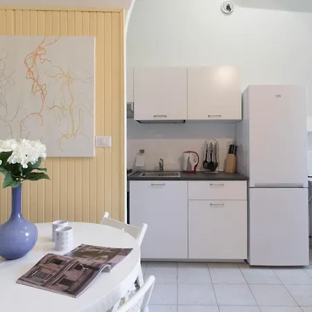 Piazza Lima 1 * Milano