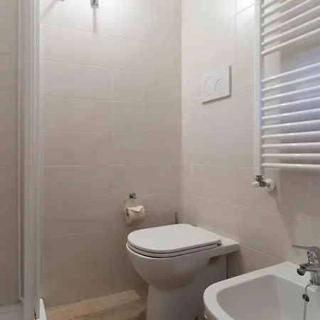 Apartment Moscova 52 *