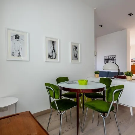 Loft Moderno In Dateo Appartamento Milano