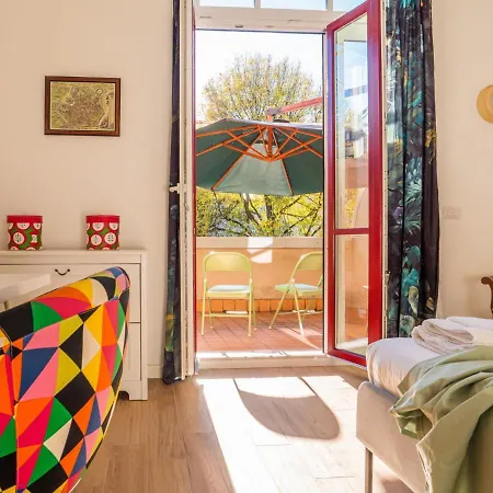 The Rent - Close To Porta Romana Apartment