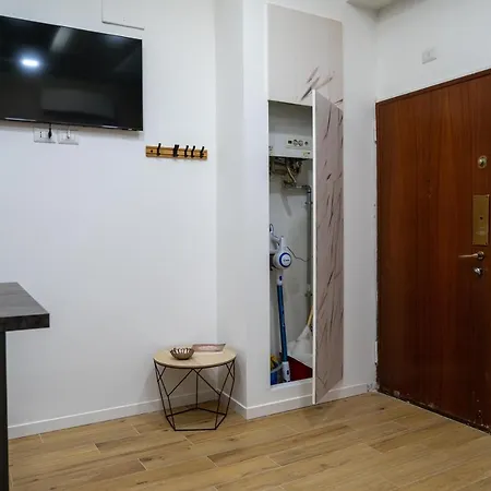 L Arche Comfort & Relax Brown Di Via Varesina 아파트