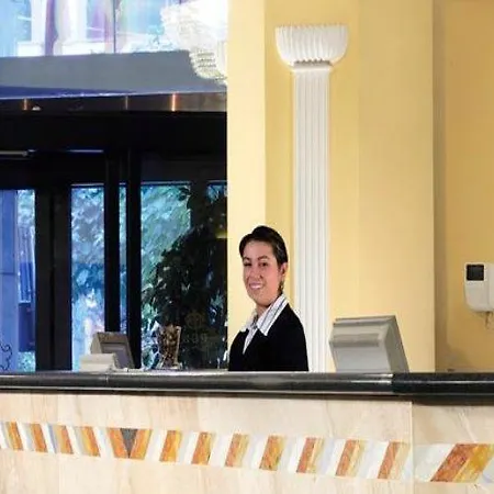 Grand Plaza 호텔