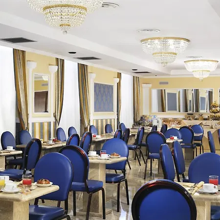 호텔 Grand Plaza 4*