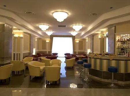 Grand Plaza Mailand