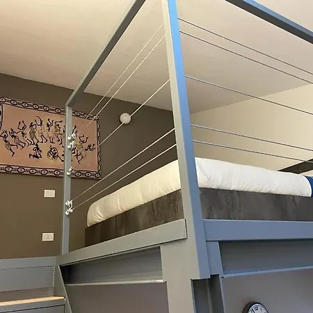 Loftmi Apartment