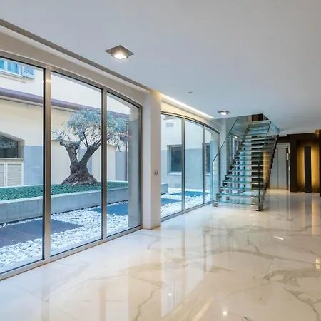 Joivy Elegant Studio For 2 Near Duomo Di * Mailand