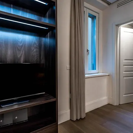 Joivy Elegant Studio For 2 Near Duomo Di * Mailand