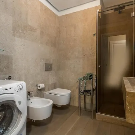Apartment Joivy Elegant Studio For 2 Near Duomo Di Mailand