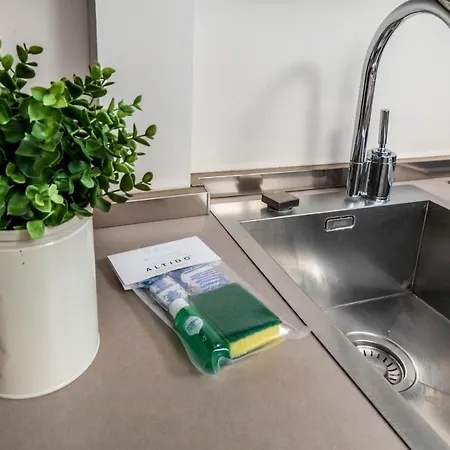 Apartment Joivy Elegant Studio For 2 Near Duomo Di Mailand
