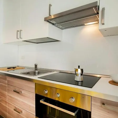 Alberto Mario By Halldis Lägenhet