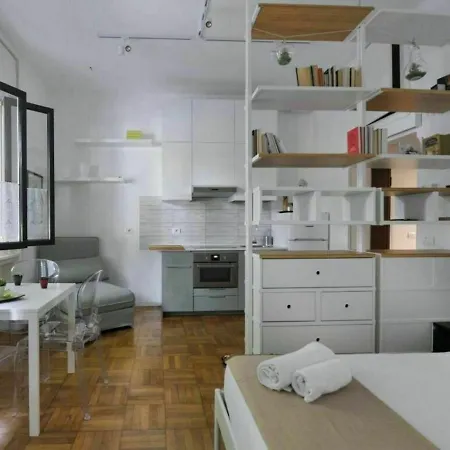 Apartment Antonio Banfi *