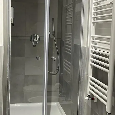 Jr Mm3 Repubblica -stazione-centro Direz- C3 Апартаменты Милан