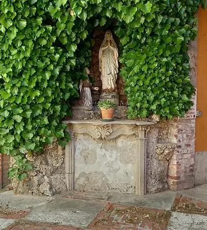 Casa Fiorita فندق مبيت وإفطار