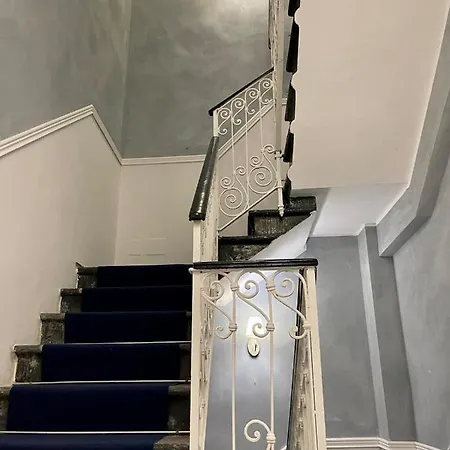 Giovanna Hotel *