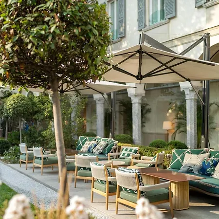 Four Seasons Hotel 5*