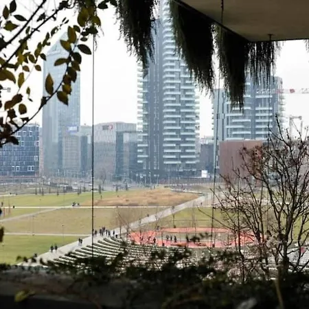 Bed & Breakfast Castillia, Bosco Verticale Milaan