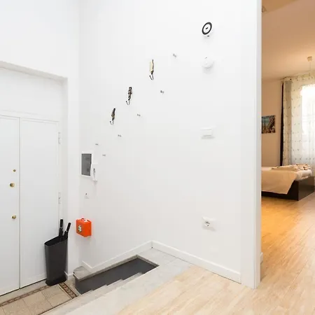 Majella6 Nice And Quiet Home In Loreto By Hospity * Milano