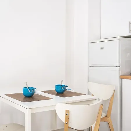 Altido Bright Studio For 2 Next To Апартаменты Милан