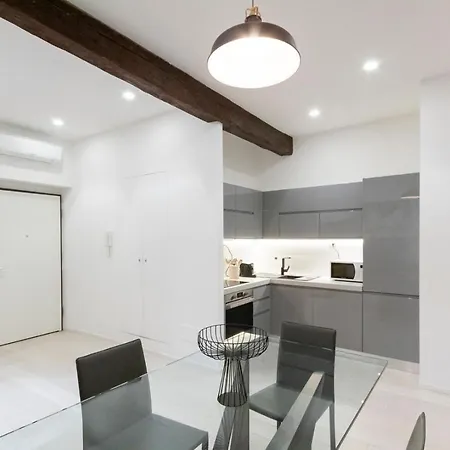 San Lorenzo Lägenhet *