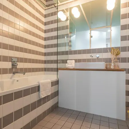Apartment Beplace In Porta Romana Milan