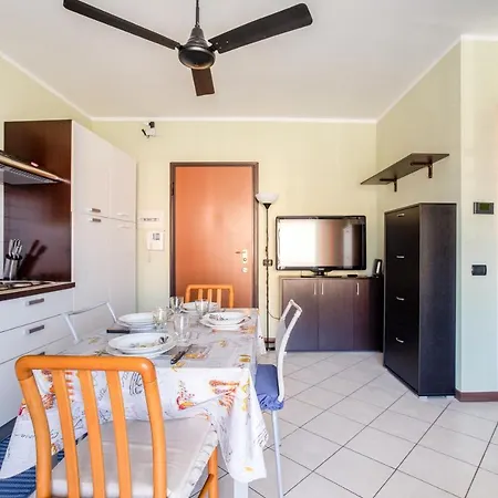 Apartament Affori Garden *