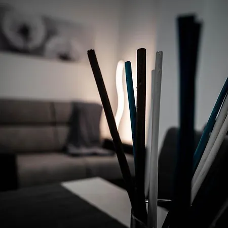 L'arche Lodovico Il Moro - House On The Navigli River Milaan