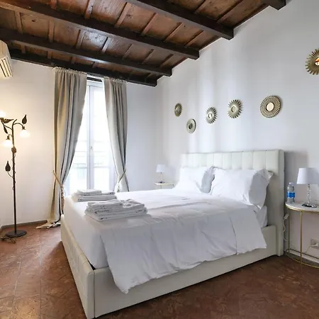 Mila Magenta Apartment