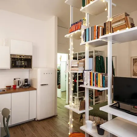 Fancy Studio In A Lively District * Milan