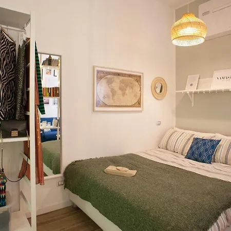 Fancy Studio In A Lively District *