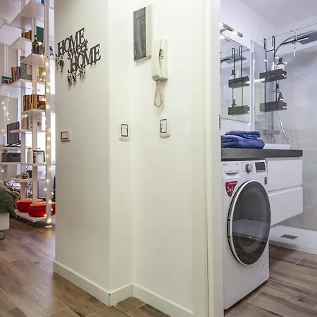 Fancy Studio In A Lively District Appartement Milan