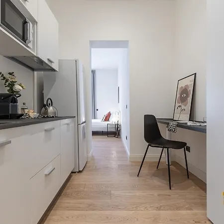 Beplace In San Babila Milaan