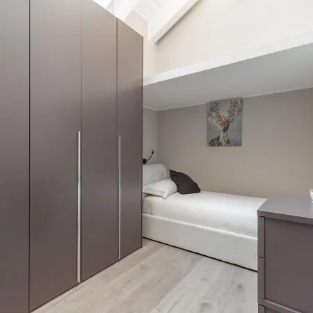 The Rent - Spacious In Paolo Sarpi Apartmán