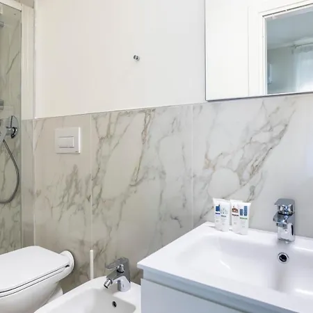 Apartamento Italianway - The B Village Business *