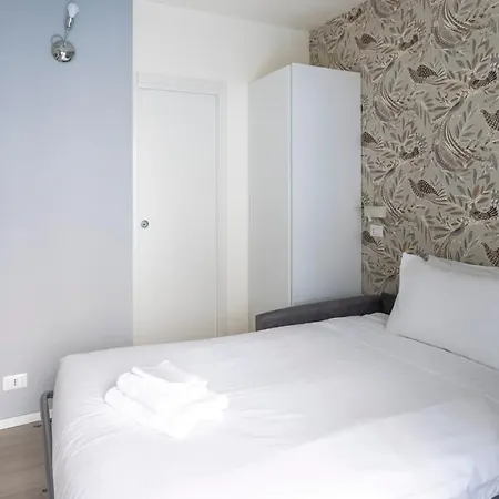 Italianway - The B Village Business Milão