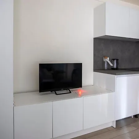 Italianway - The B Village Business * Milão