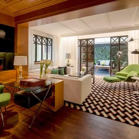 Hotel Four Seasons