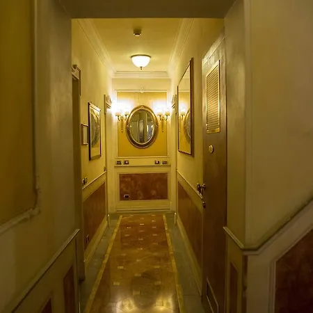 Petit Palais De Charme Hotel 4*